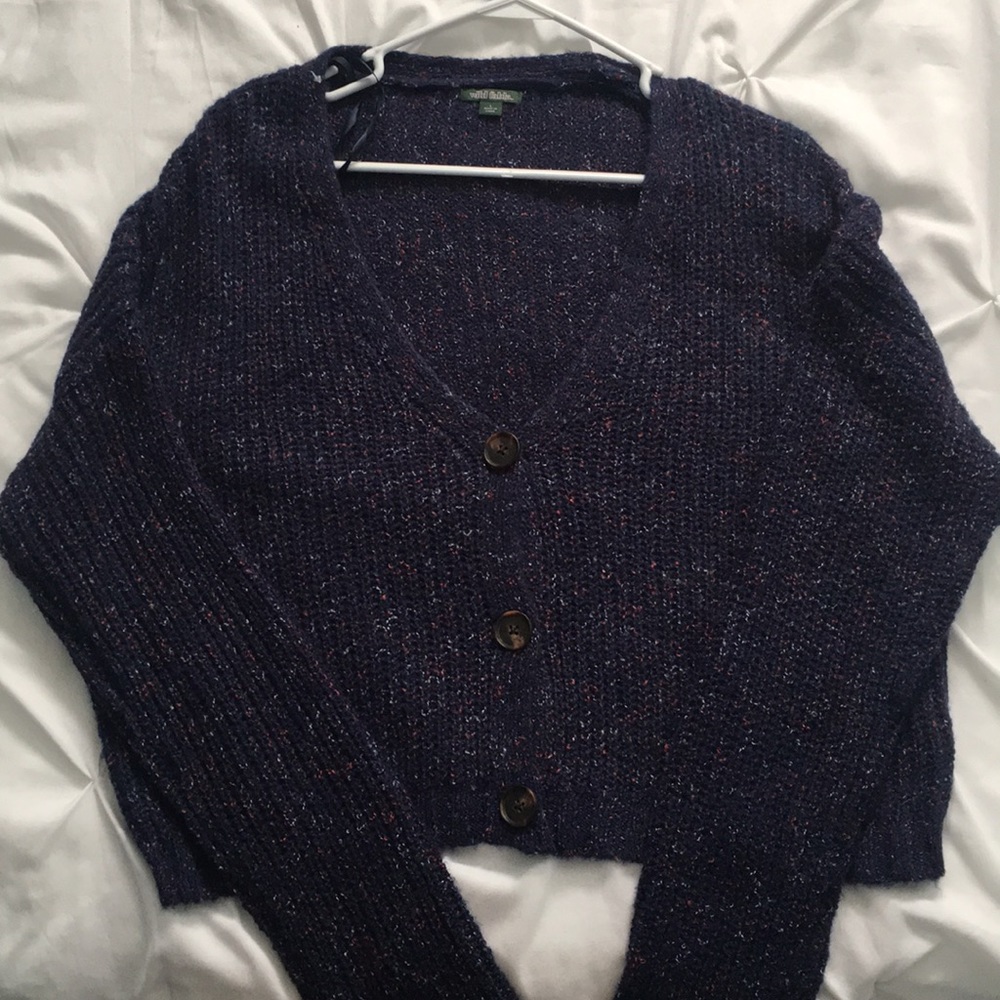 Cropped cardigan with buttons
